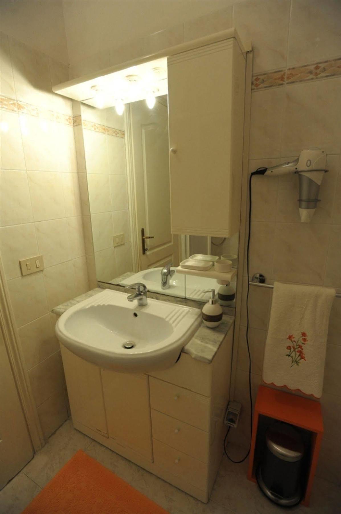 Guest house Vatican Monnalisa Rome
